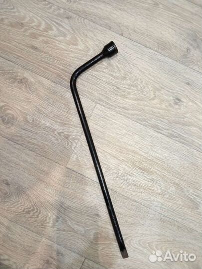 Балонный ключ 19