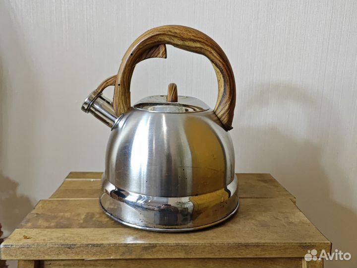 Чайник Regent Inox Linea TEA со свистком