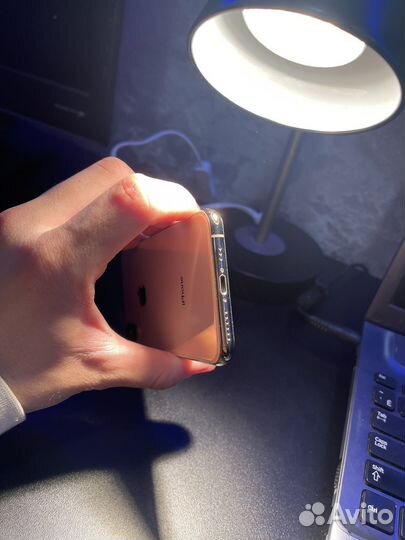 iPhone Xs, 64 ГБ