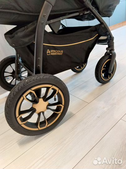 Коляска прогулочная новая