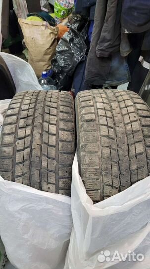 Dunlop SP Winter Ice 01 215/50 R17 95T