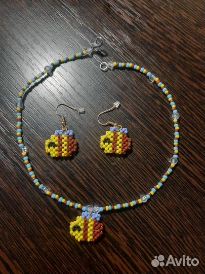 Украшения из бисера