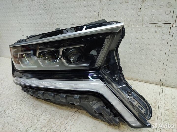 Фара правая Kia Sorento 4 MQ 2020