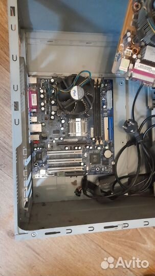 Материнская плата