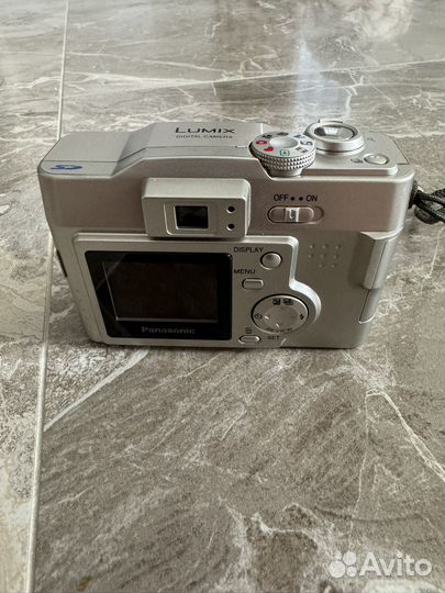 Фотоаппарат Panasonic Lumix DMC-LC33