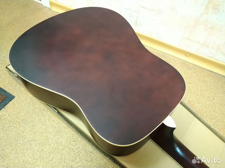 Гитара дредноут