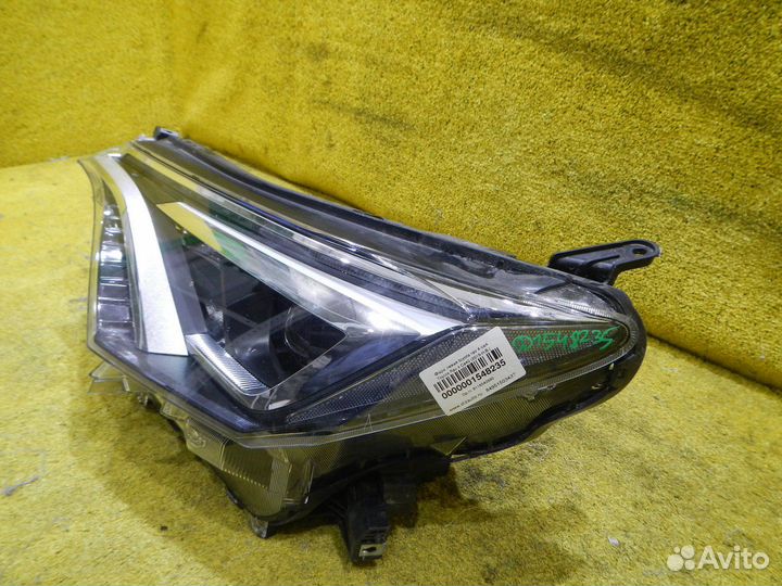 Фара левая Toyota RAV4