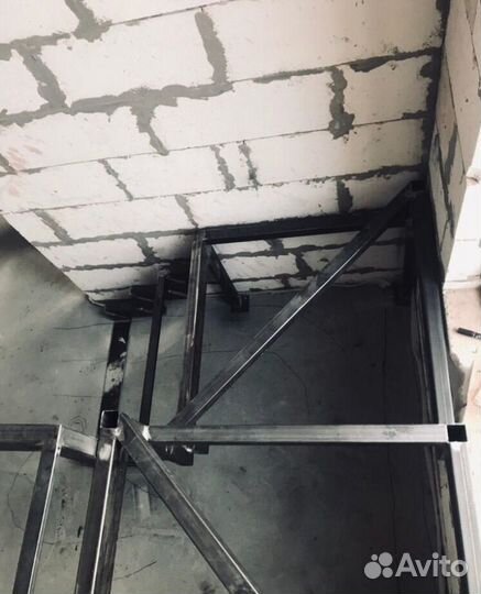 Лестница металлическая для дома и дачи