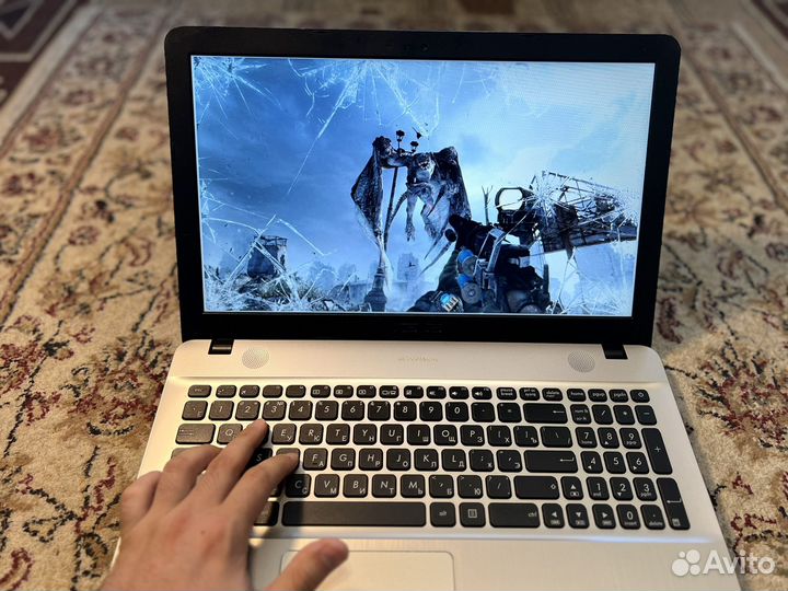 Мощный Ноутбук asus 4ядра/GeForce 810m/500гб