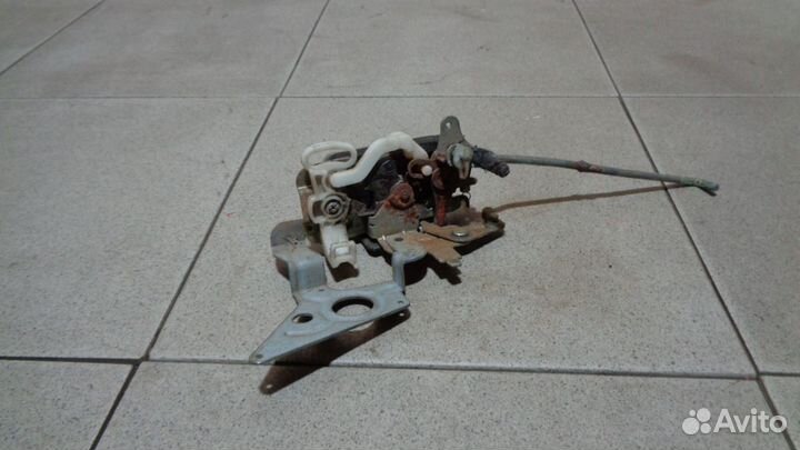 Замок двери передней правой Kia RIO 1 (DC)