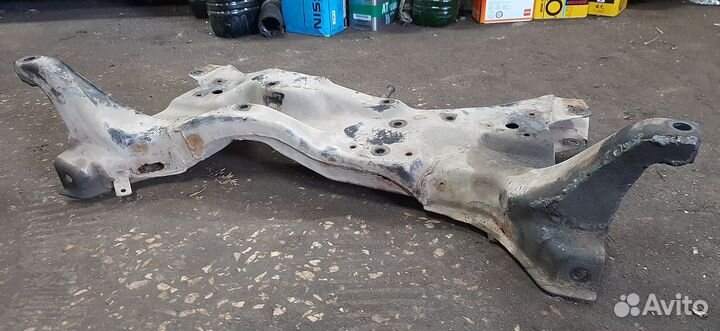 Подрамник передний lancer 9 outlander 1