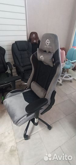 Компьютерное кресло новое