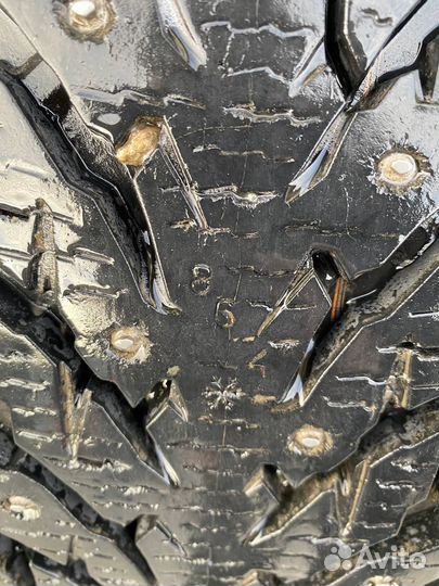 Nokian Tyres Hakkapeliitta 9 SUV 265/65 R17