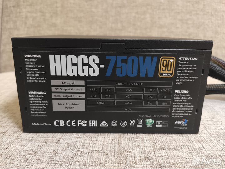 Блок питания Aerocool higgs-750W (750 Вт)
