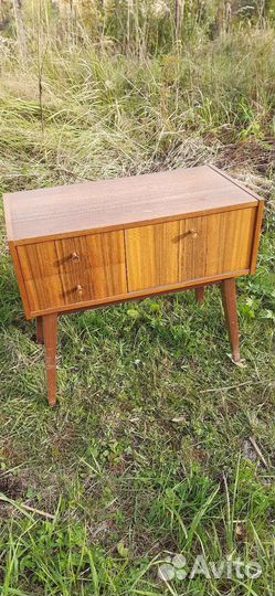 Тумбочка ретро