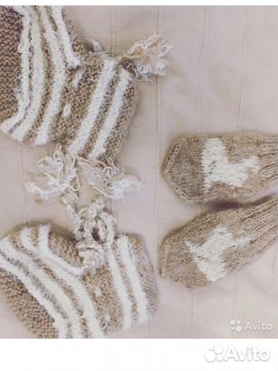Вязаные детские свитер, носочки, плед, шапочка, са