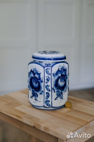 Банка для хранения Гжель