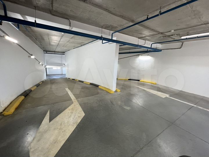 Машиноместо, 17 м²