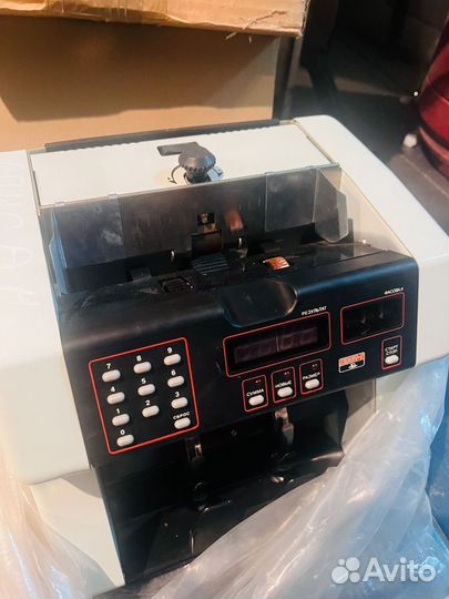 Машинка для счета денег