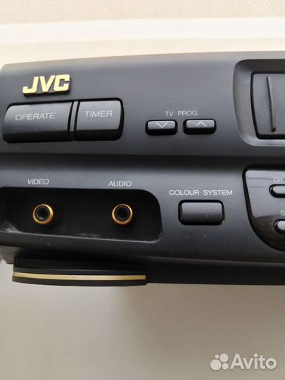 Видеомагнитофон JVC
