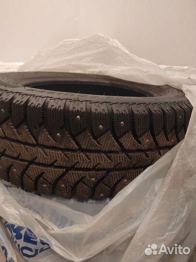 Bridgestone Ice Cruiser 7000S 6.50/180 R15