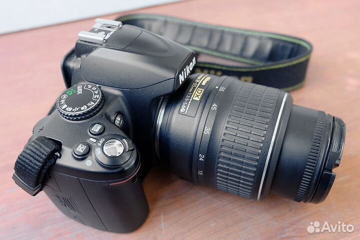 Зеркальный фотоаппарат Nikon D3000 + объектив