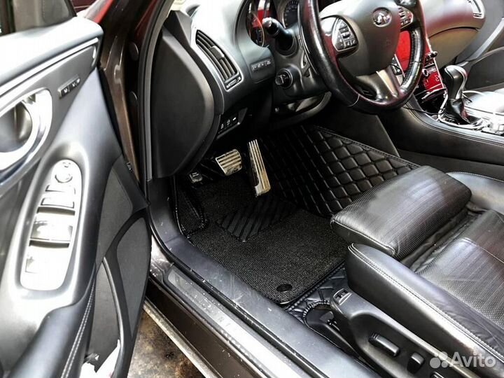 Автомобильный коврик из экокожи