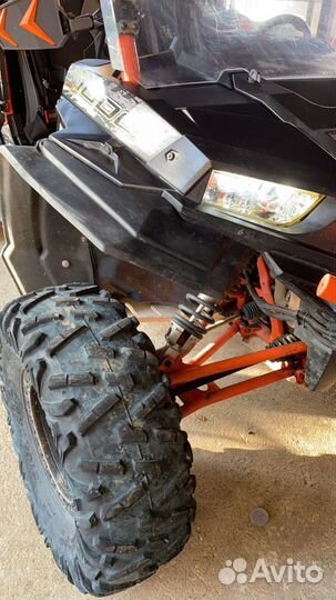 Rzr1000