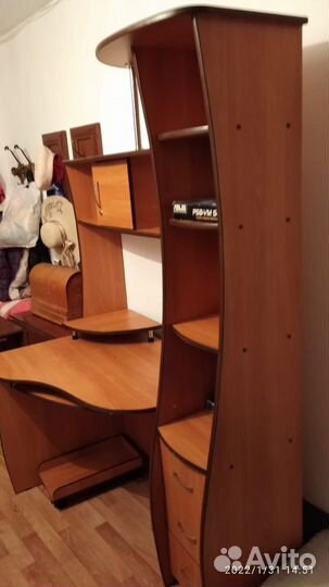 Компьютерный стол