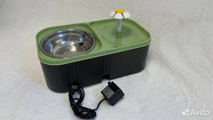 Кормушка поилка Фонтан для кошек 3L