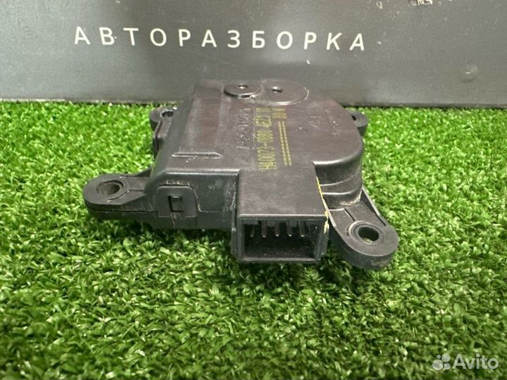 Сервопривод заслонки печки Kia Rio 3 QB 1.6 G4FC