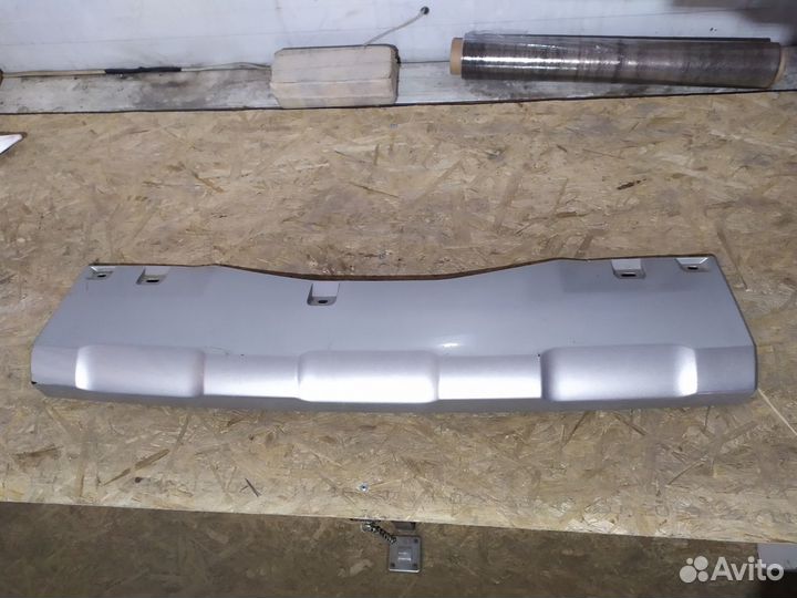 Накладка заднего бампера subaru outback 14-17