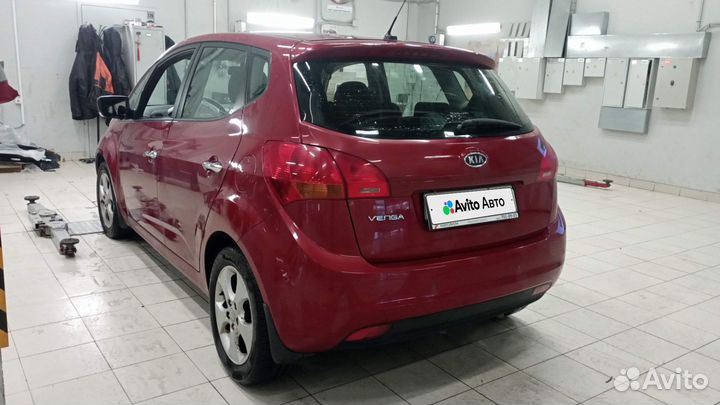 Kia Venga 1.6 AT, 2011, 198 165 км