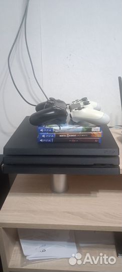 Sony PS4 pro 1tb
