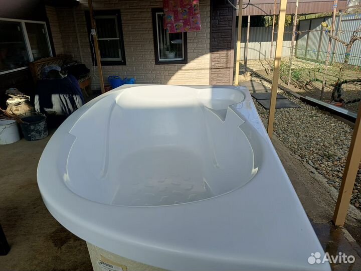 Ванная угловая