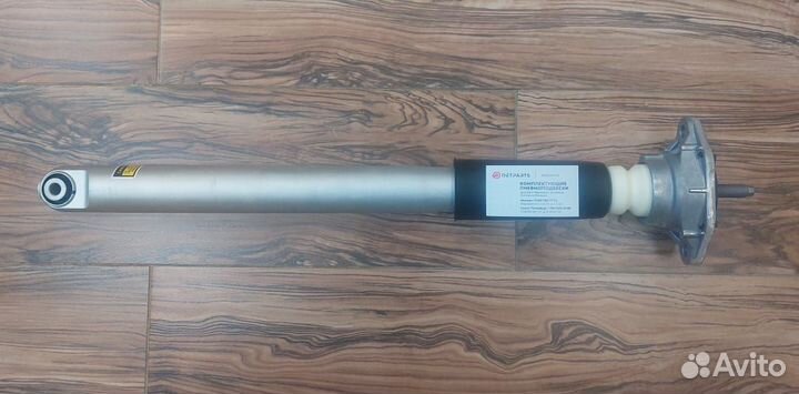 Задний амортизатор Porsche панамера 97033304131