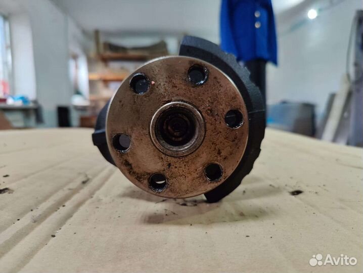 Коленвал Ford mondeo II форд мондео 2 1.8