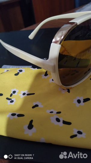 Солнцезащитные очки женские