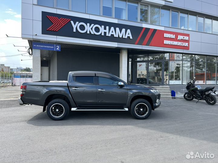 Шиномонтажник