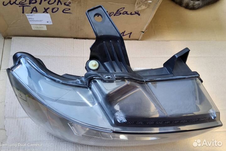 Блок фара правая Chevrolet Tahoe 3