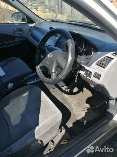 Nissan wingroad 11