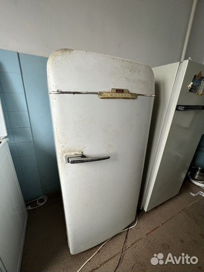 Холодильник ЗИЛ Москва (СССР)