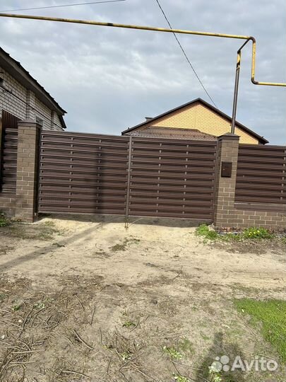 Ворота с калиткой распашные , элеменьы забора