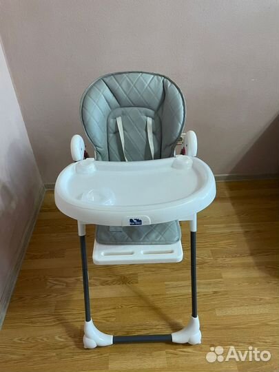 Стул для кормления-шезлонг Lorelli