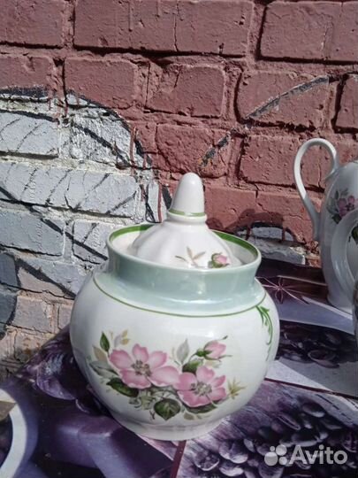 Набор посуды фарфор