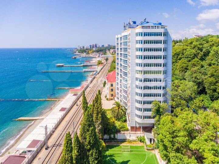 3-к. квартира, 82 м², 9/13 эт.