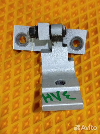 Петля двери задняя левая Bmw X5 E70 3.0 N52 2007