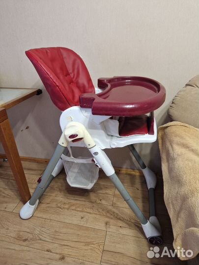 Стульчик для кормления pituso