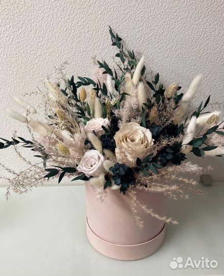 Букеты и кмпозиции из сухоцветов