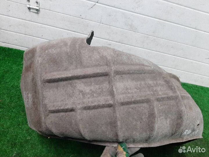 Подкрылок задний правый volkswagen Golf Plus 2006